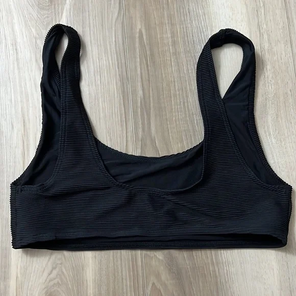 Lepel London Swim Black Ribbed Cropped Bikini Top - Picture 4 of 5